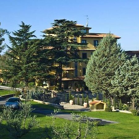 Green Hotel Poggio Regillo Фраскати Екстериор снимка