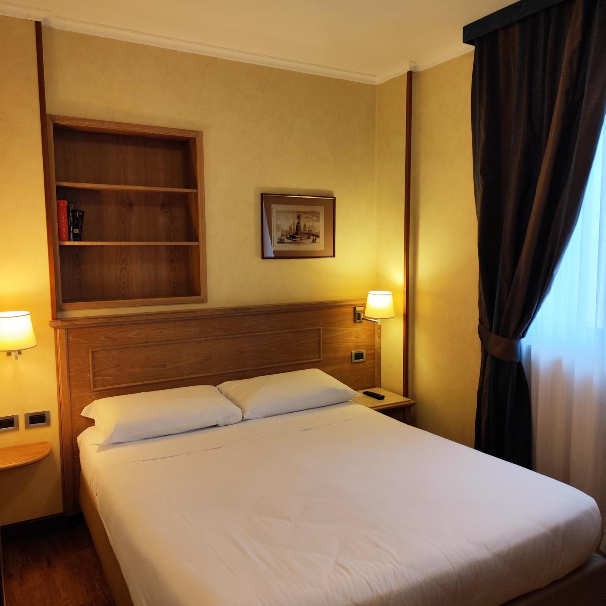 Green Hotel Poggio Regillo Фраскати Екстериор снимка